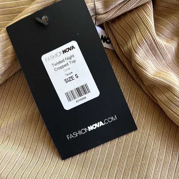 Twisted night cropped top from FASHION NOVA - Picture 4 of 4